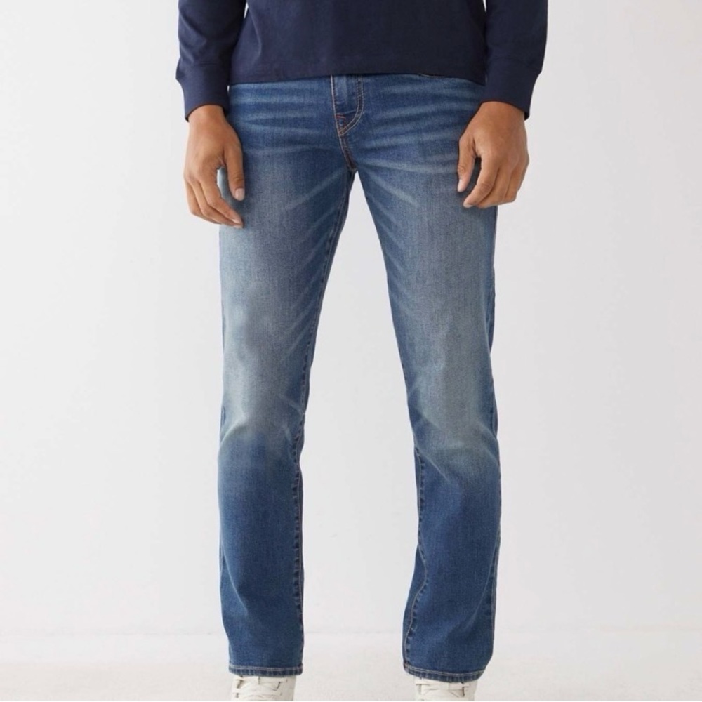 True Religion Geno SN Flap Relaxed Slim Denim Jeans Medium Dreamy Wash Men 34x29